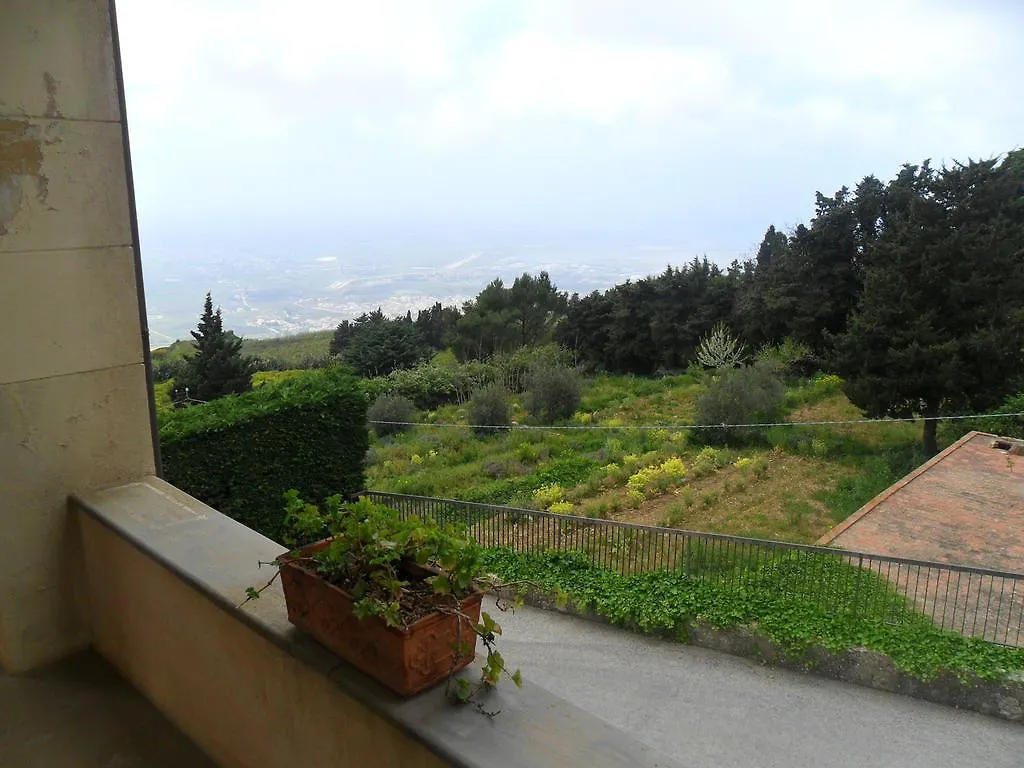 Eremo Hotel Casa Del Sorriso Herberg Erice